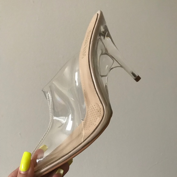 Cinderella PVC Slippers - Picture 2 of 2